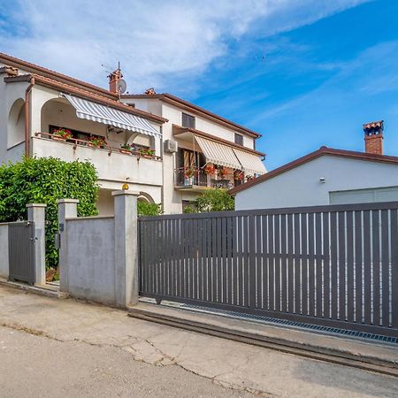 Awesome Apartment In Pula With Wifi Exterior foto