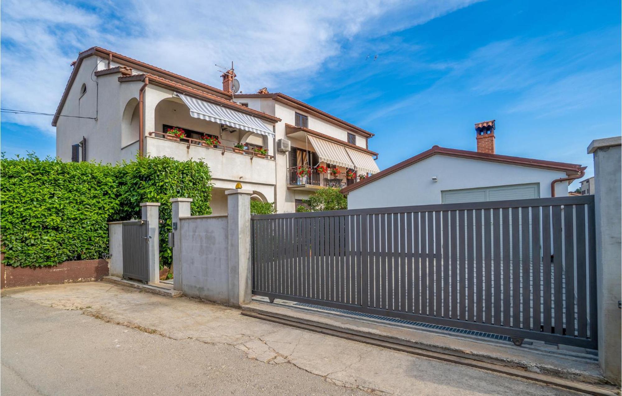 Awesome Apartment In Pula With Wifi Exterior foto